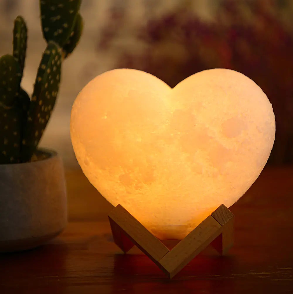 ZK20 Heart-Shaped Moon Lamp